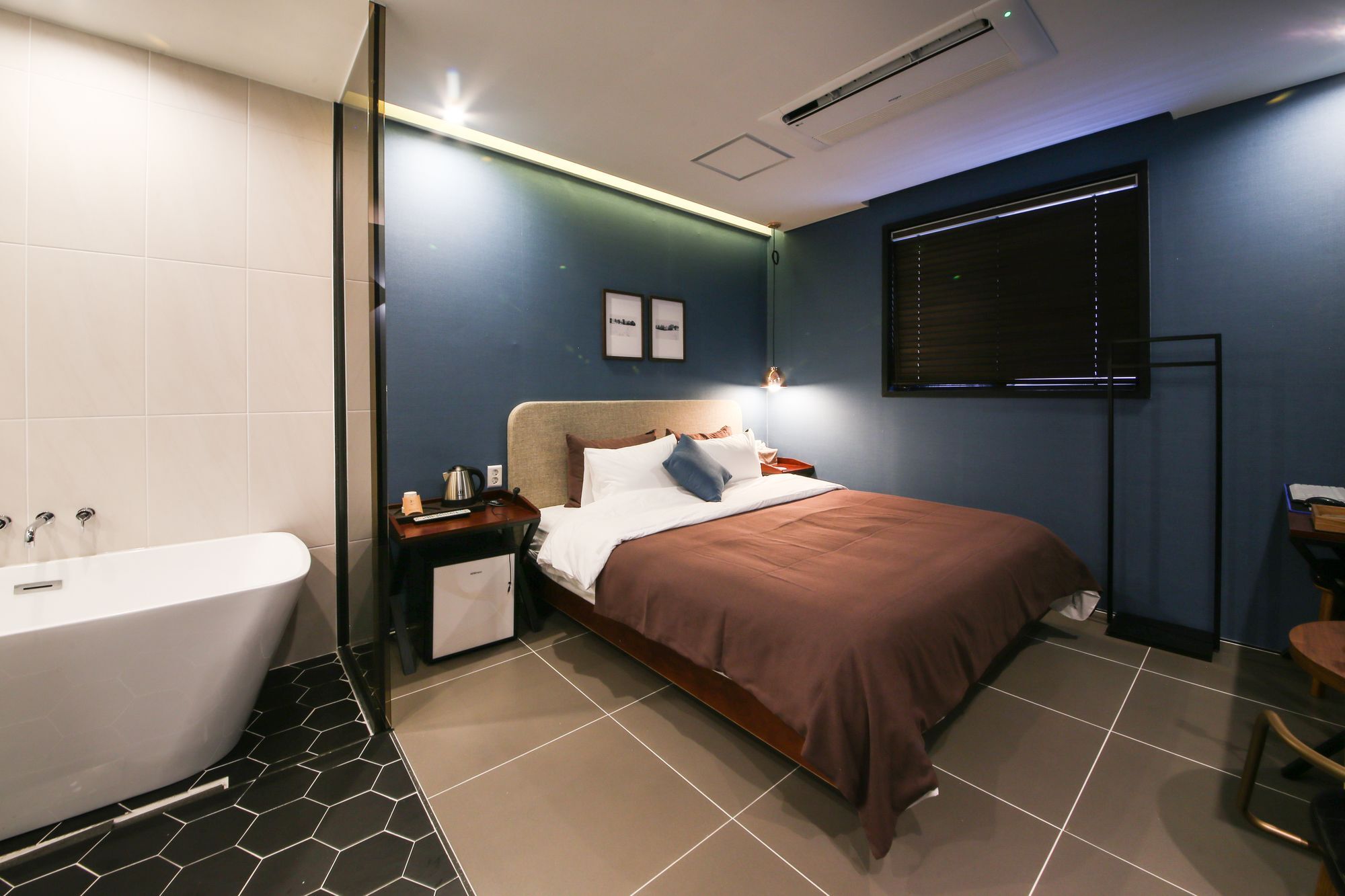 Brown Dot Hotel Yangjeong Busan Exterior photo