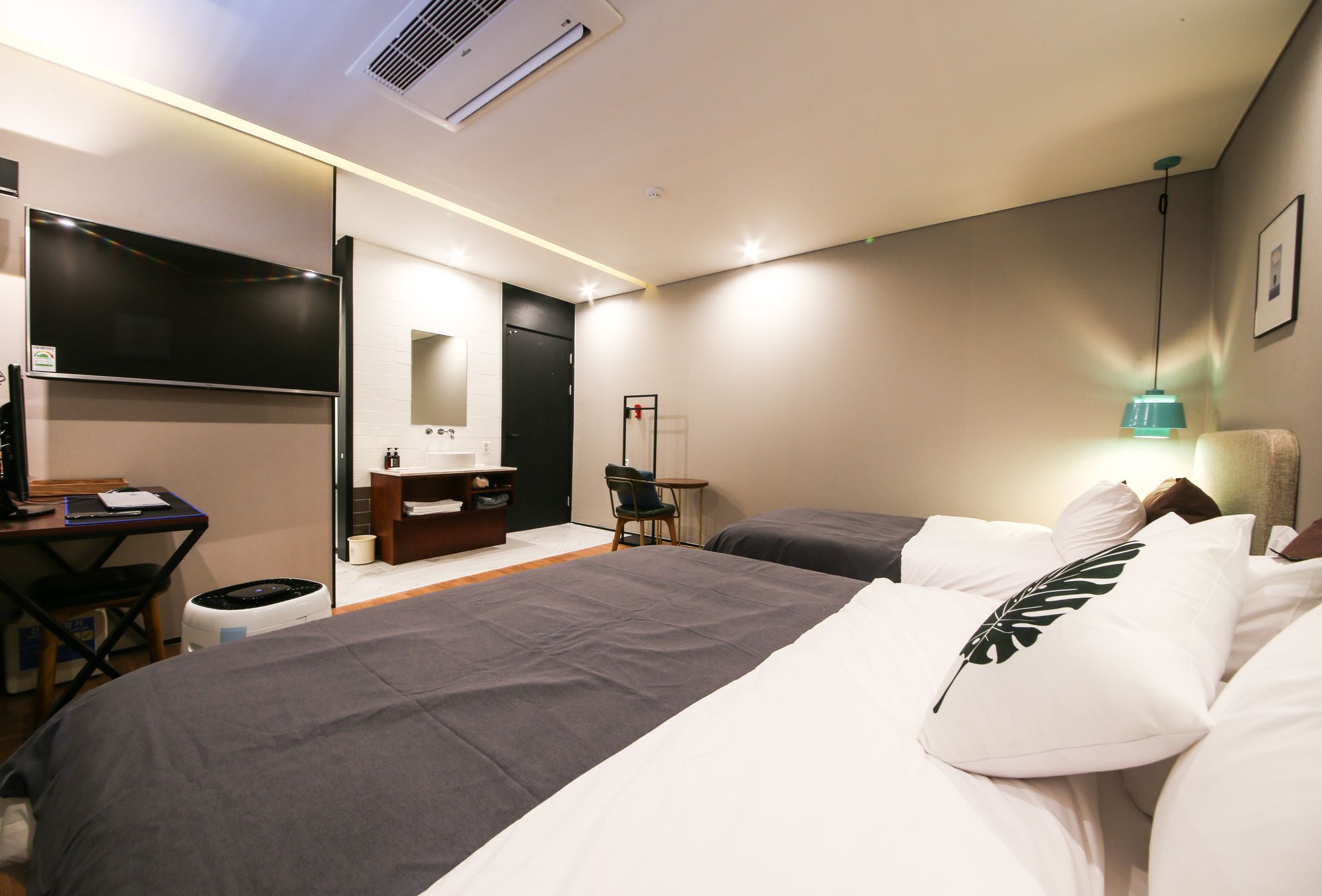 Brown Dot Hotel Yangjeong Busan Exterior photo